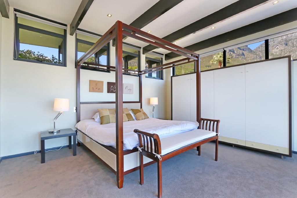 Villa Aqua By Totalstay Cape Town Ngoại thất bức ảnh