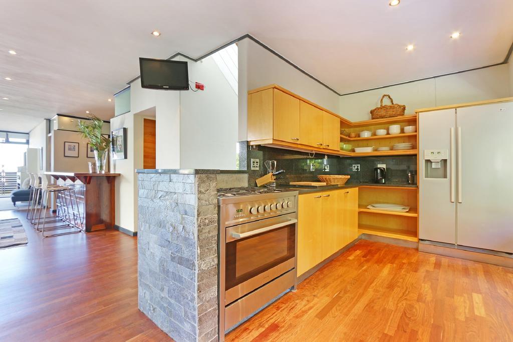 Villa Aqua By Totalstay Cape Town Ngoại thất bức ảnh